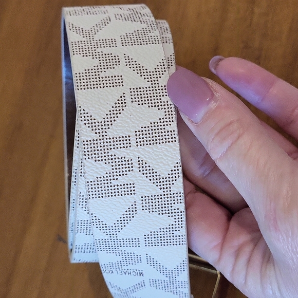 Michael Kors Belt White Synthetic Leather Patterned Gold Tone Buckle Size Medium - Picture 7 of 10